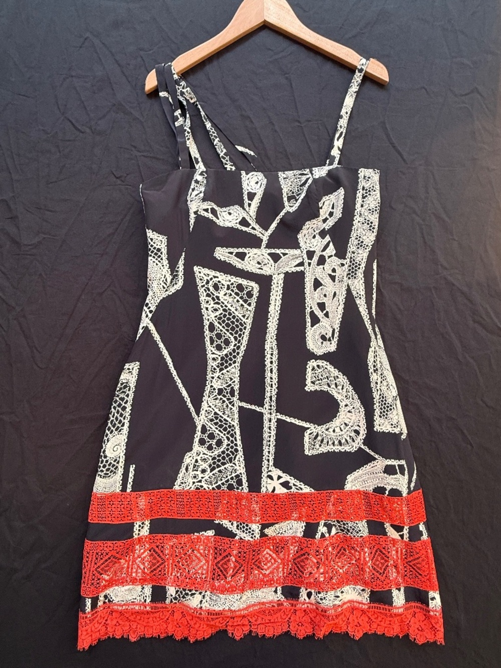 Vintage Bazar by Christian Lacroix Sleeveless dress with lace